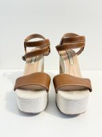ZARA PLATEAU SANDALETTEN