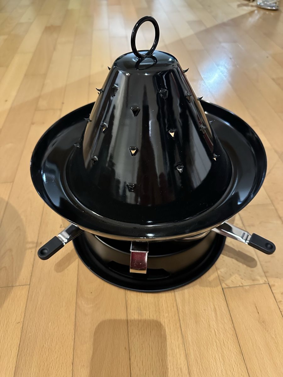 Küchengeräte: Tatarenhut / Tischgrill – Neu (gemäss Beschreibung) aus Sarmenstorf von SamiraB.