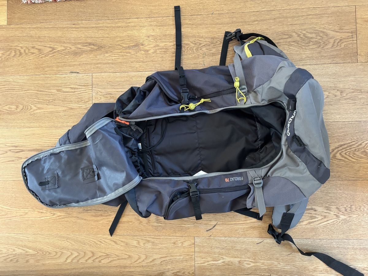 Decathlon Zaini: Rucksack Quechua Forclaz 70 – Usato da Basel venduto da sca_c5mt 1