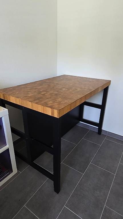 Tavoli: Kücheninsel VADHOLMA IKEA Eiche/Schwarz 126X79X90CM – Usato da Baden venduto da milistar