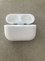 Apple AirPods Pro 1 Charging Case