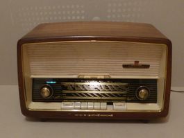 Antikes Röhrenradio Nordmende Turandot 1960    Kratzer Thun