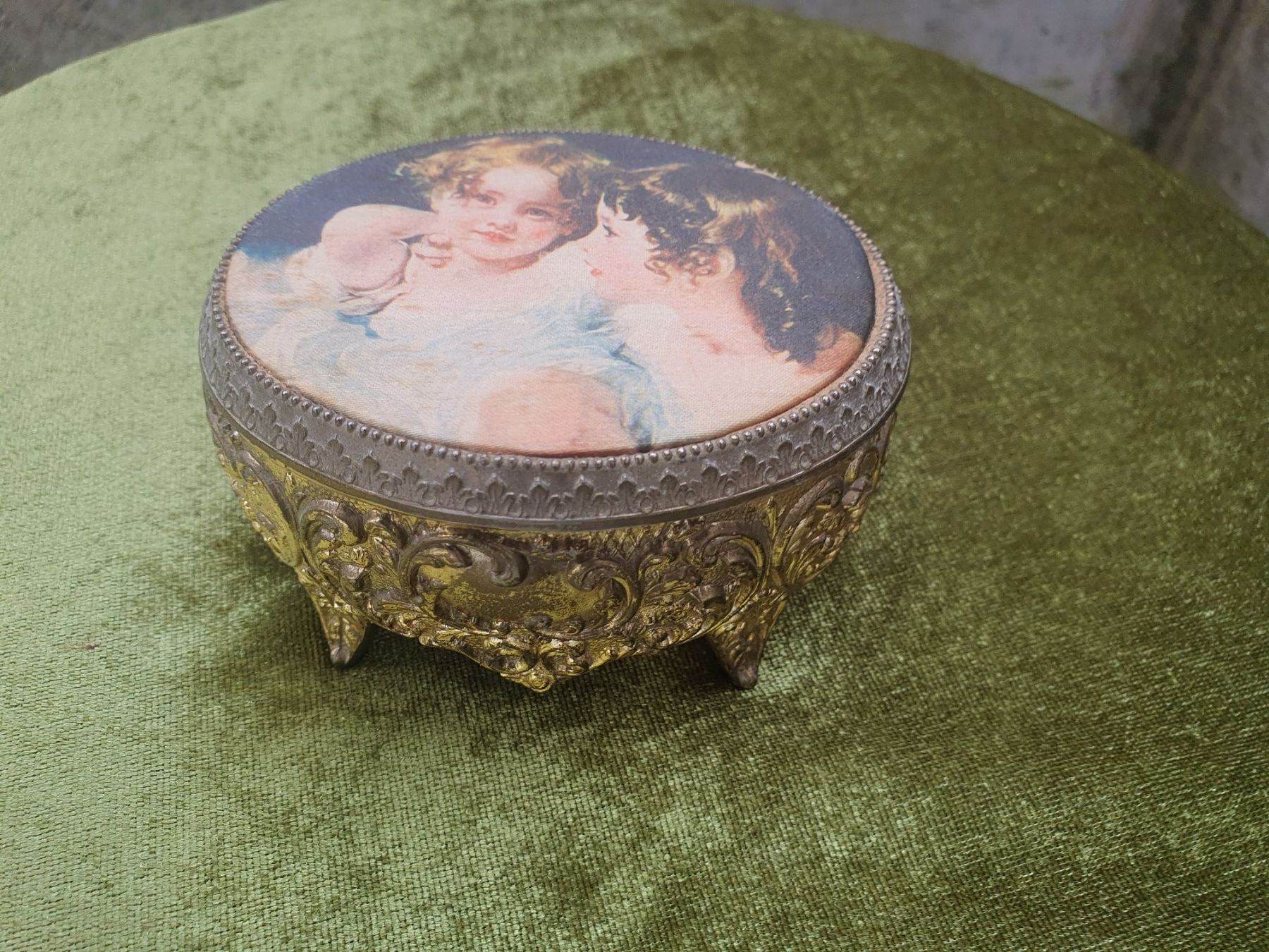 Tutte le decorazioni: Antike Schmuckdose Gold Dose Vintage Geschenkidee – Usato da Reinach venduto da 3Guggerli 6