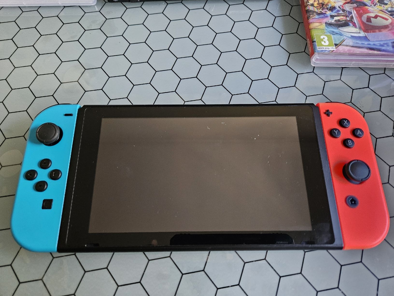 Nintendo Console: Nintendo Switch avec 2 jeux – Usato da Genève venduto da Pedro67 1