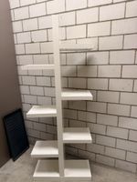 Modernes Standregal / Bücherregal in Weiss Hochglanz