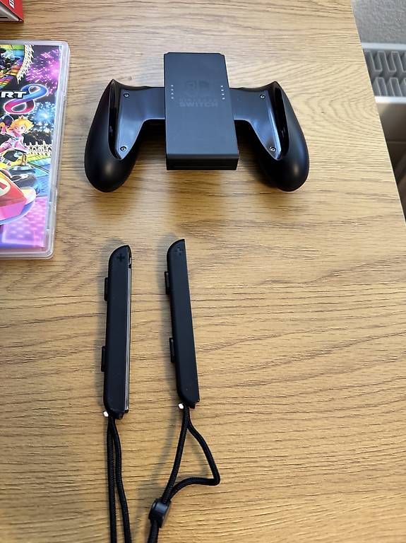 Console:  Nintendo Switch  Comme neuve ! – Usato da Domdidier venduto da fla_5s6w 2