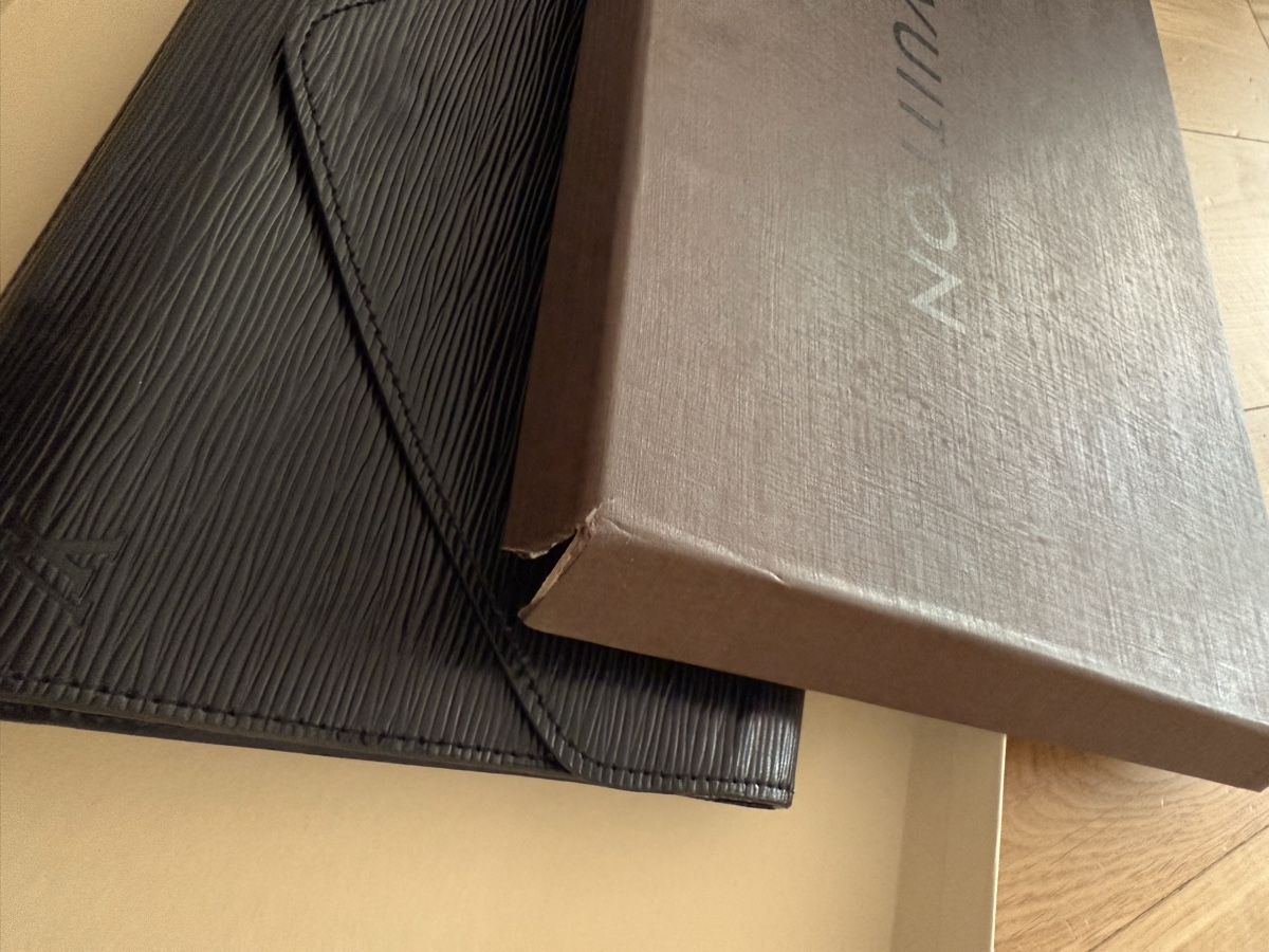 Louis Vuitton Taschen für Damen: Louis Vuitton Pochette Clutch Tasche – Gebraucht aus Frauenfeld von mulo12345 9