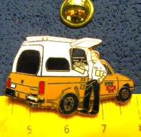 POST SCHWEIZ PTT AUTO PIN ENAMEL GOLDIG OPEL?