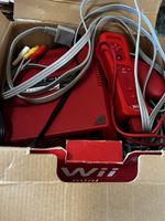 Wii Mini Konsole mit Zubehoer guter Zustand