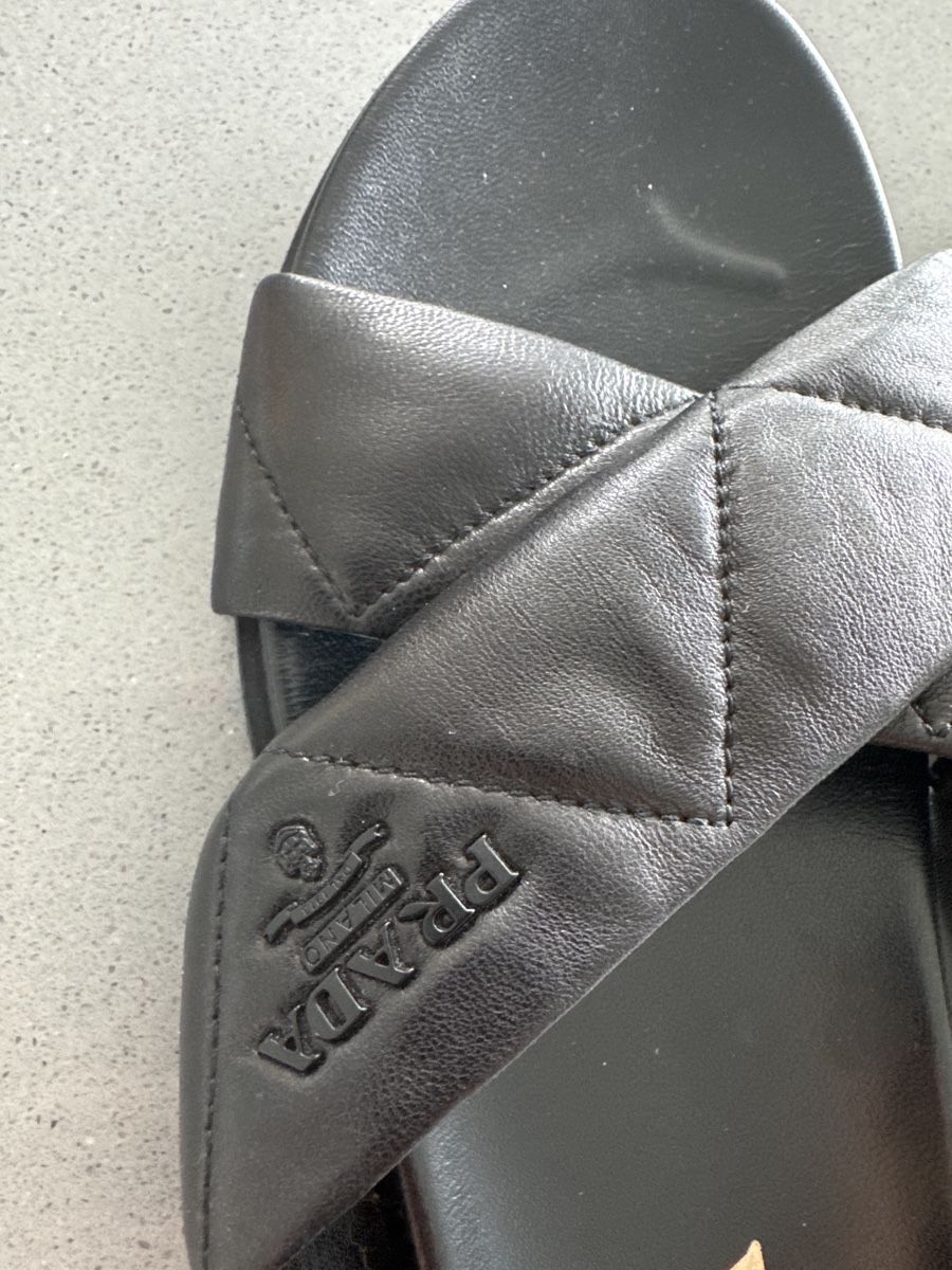 Prada Scarpe da donna: Prada quilted slides – Usato da Horgen venduto da mar_yy7g 2