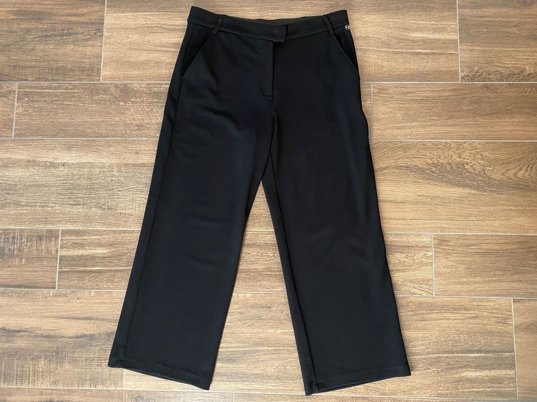 Comma Pantaloni: Comma Hose schwarz Winterhose Gr. 44 – Usato da Arlesheim venduto da san_w9vr