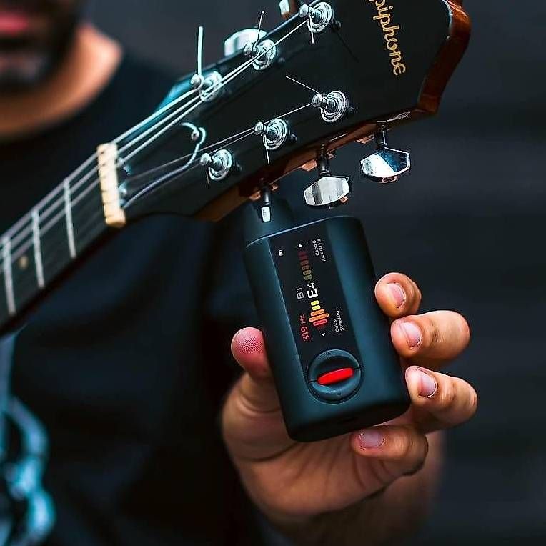 Strumenti musicali: Roadie 4 Smart Automatic Guitar Tuner – Nuovo (secondo la descrizione) da Kreuzlingen venduto da Best-Deal-Oase 2