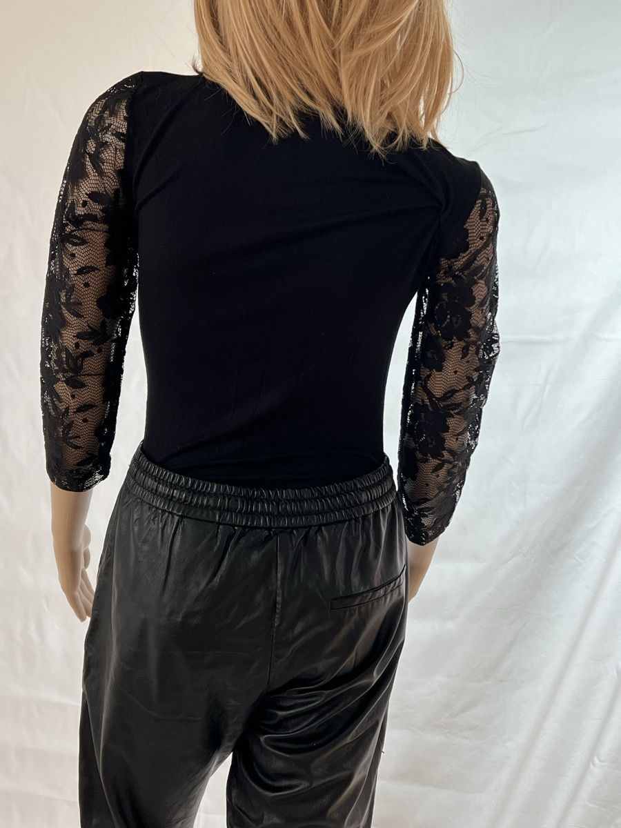 Heine Top: Body Heine Gr 36 – Usato da Laupersdorf venduto da Cloludi 2