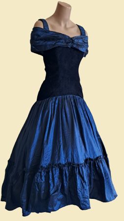 Tanzkleid, Vintagekleid , Westernkleid Blau Samt Taft Gr 40
