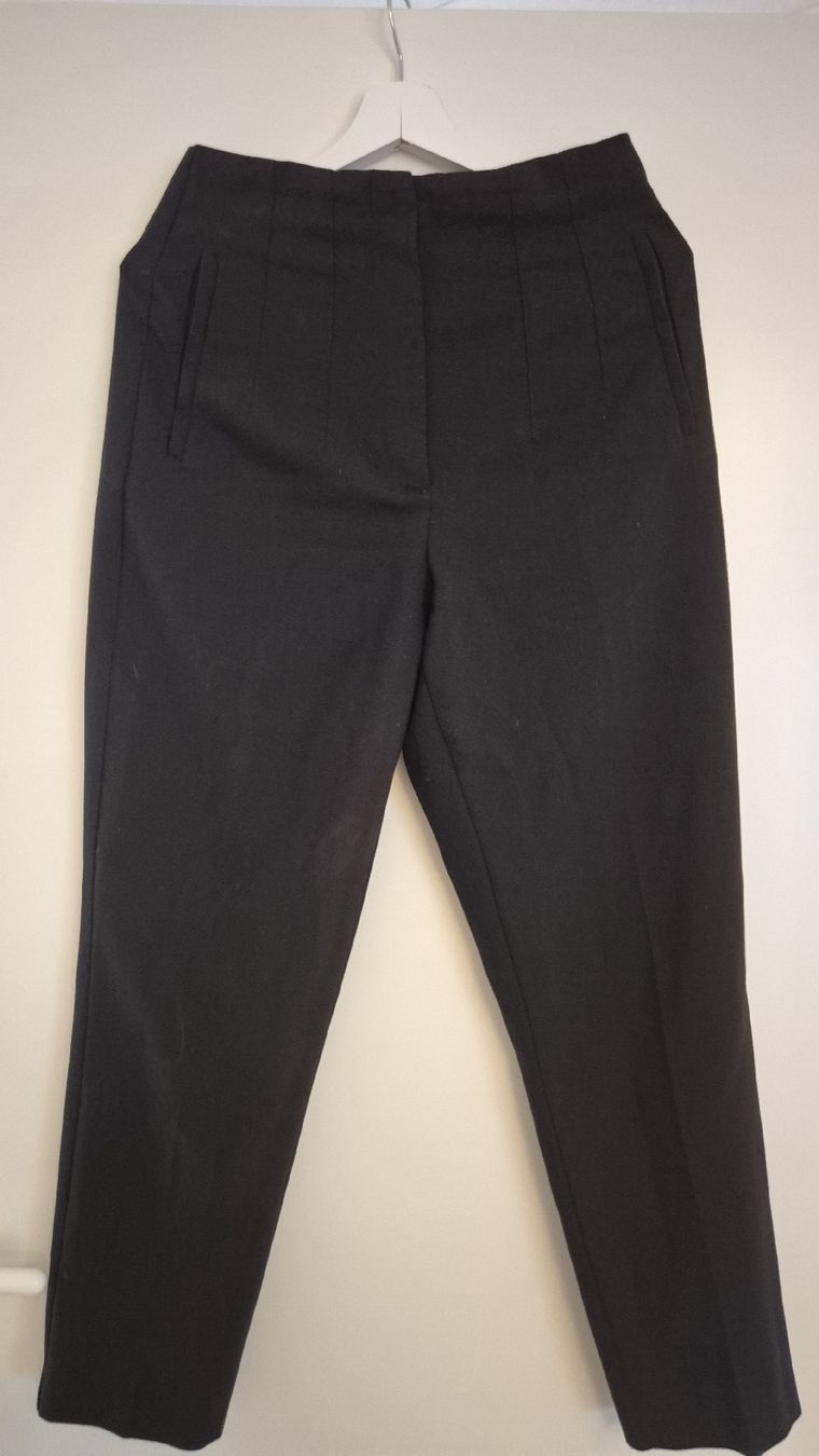 Zara Pantaloni: Schicke Zara Culotte Hose – Usato da St. Gallen venduto da justmeeee 1