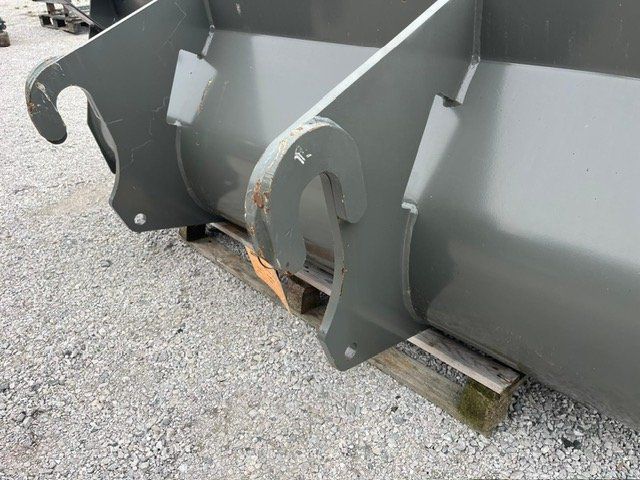 Alle Maschinen: Benne Cargo, largeur 1.90 m – Gebraucht aus Les Thioleyres von Samitrac 3