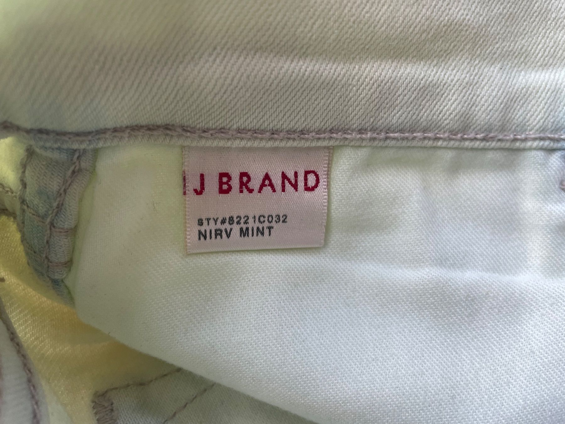 Jeans: J Brand Skinny Jeans – Gebraucht aus steffisburg von seva69 3