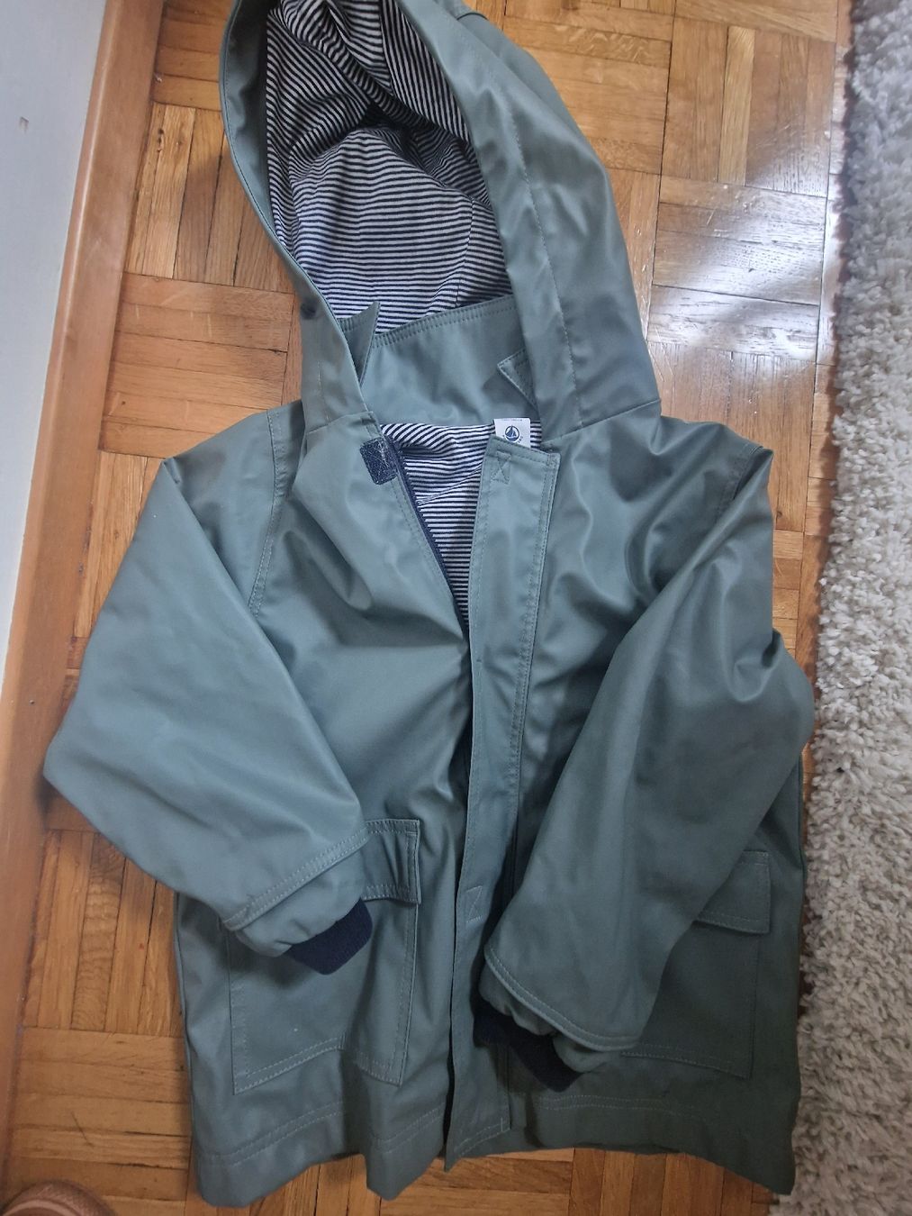 Petit Bateau Jacken & Mäntel: Veste de pluie Petit Bateau – Gebraucht aus Pully von Rose_vie 2