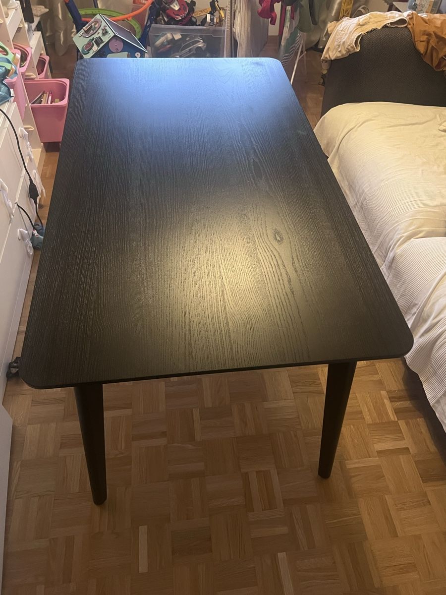 Tavoli: IKEA LISABO Tisch in Schwarz  – Usato da Wädenswil venduto da dai_2bcv