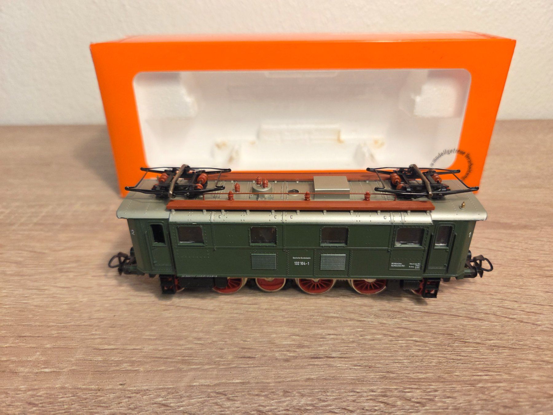 Märklin Modellini di ferrovie: Primex 3192 E-Lok BR 132 DB H0 (1) – Usato da St-Aubin-Sauges venduto da Lo_Go 4