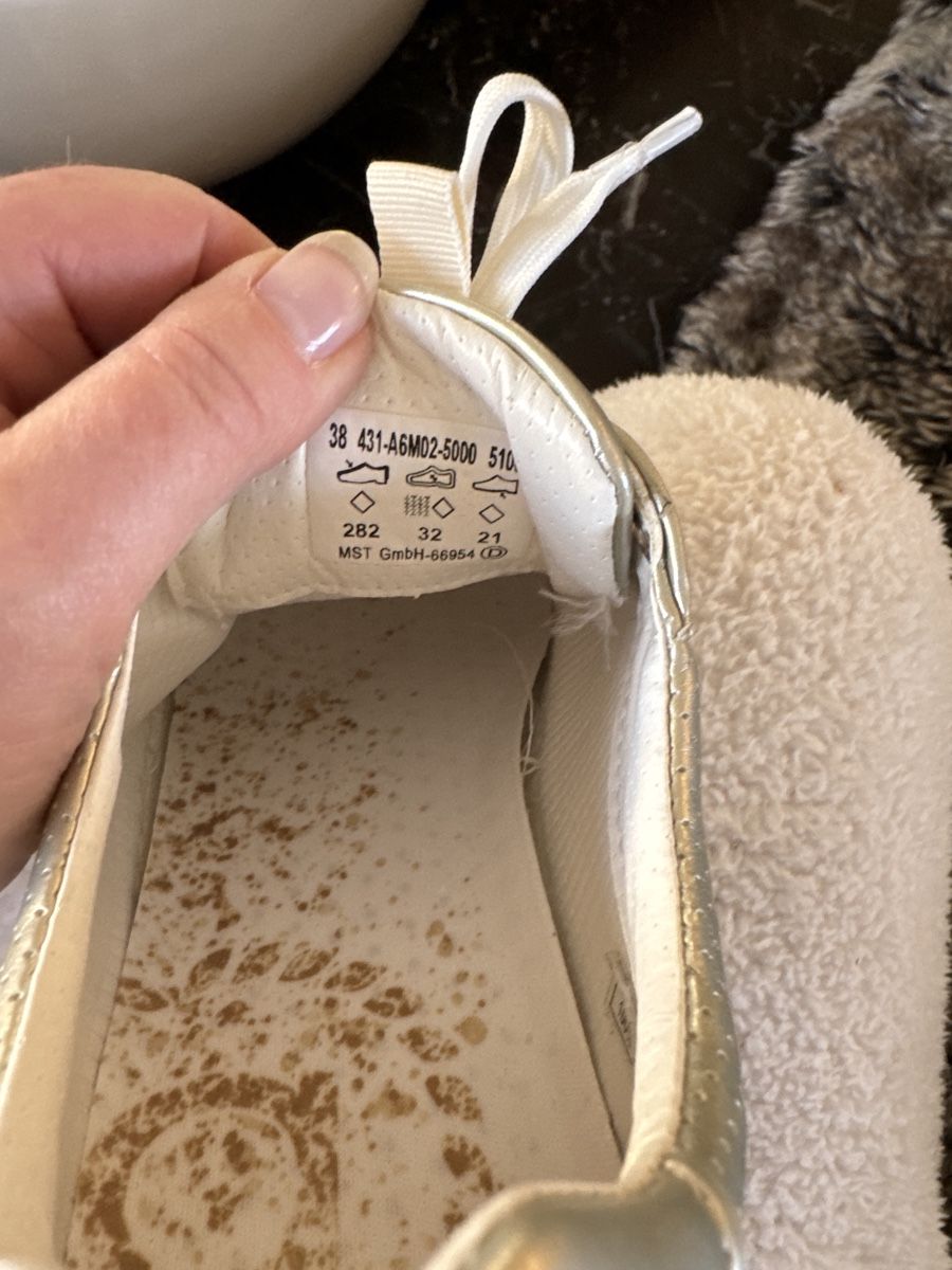 Bugatti Scarpe da donna: Bugatti Sneakers (38) – Usato da Vezia venduto da sidu03 3