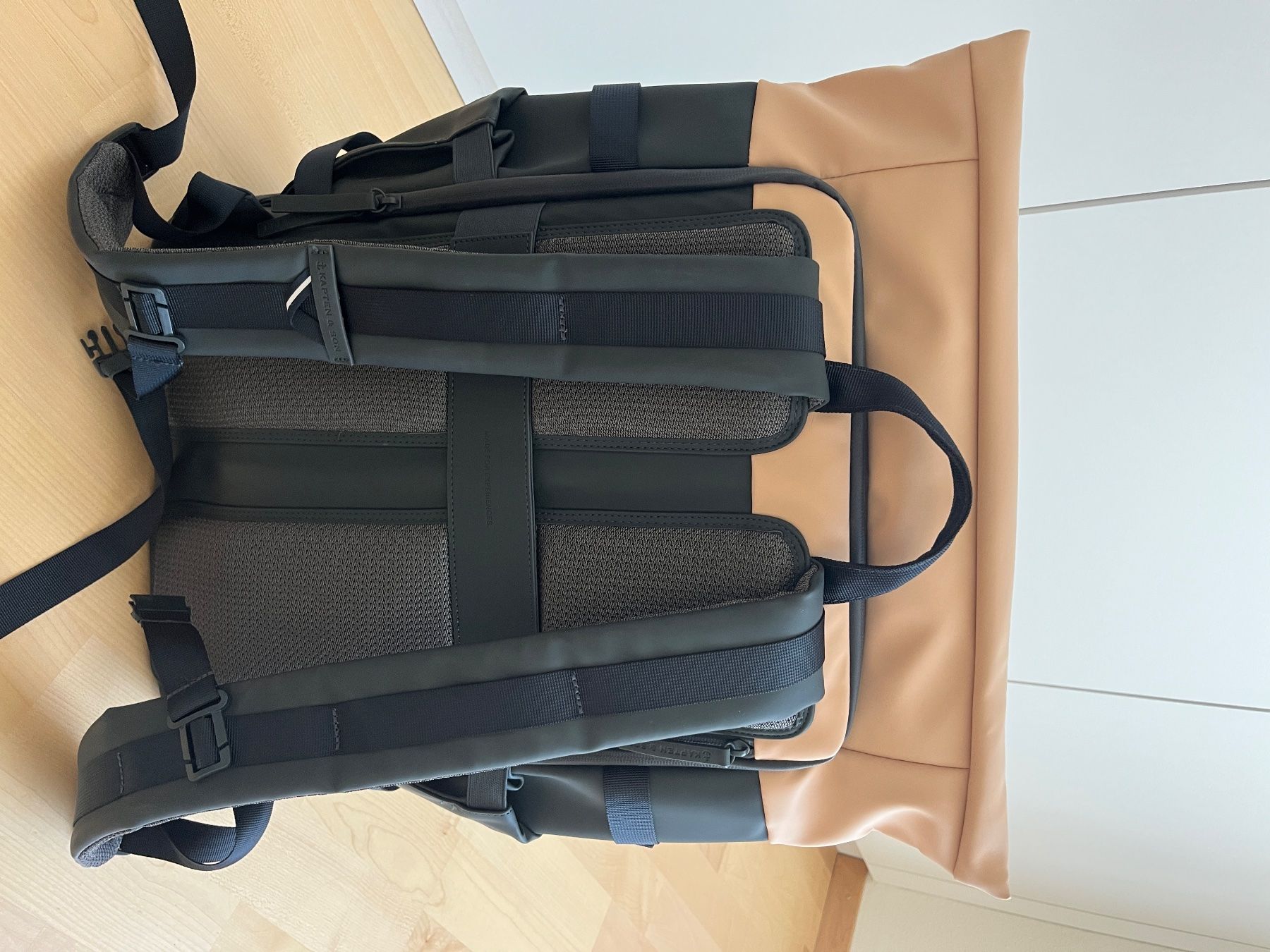 Kapten & Son Rucksäcke: Rucksack Kapten & Son Helsinki Pro – Neu (gemäss Beschreibung) aus Sarnen von m20_jv55 2
