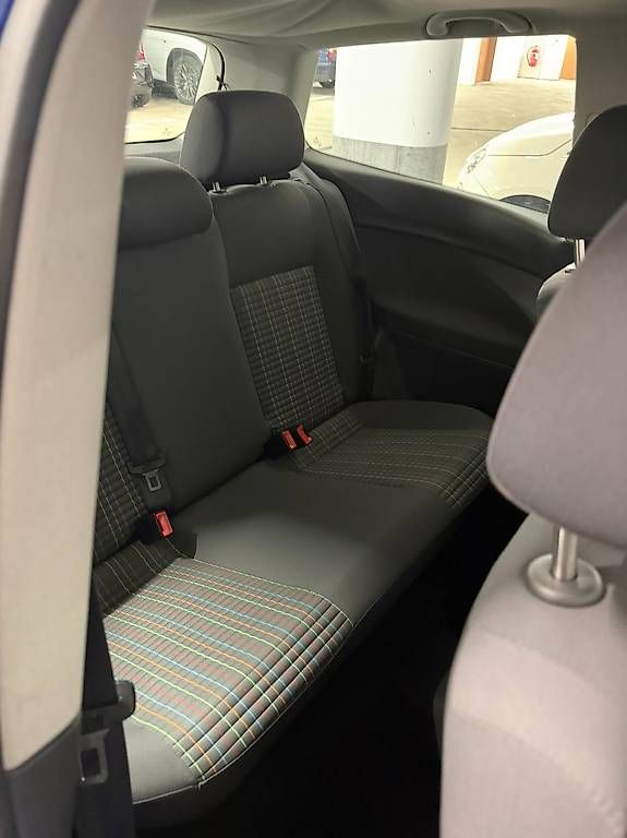 VW Automobili: VW Polo 1.4 Benzin mit Schiebedach – Usato da Oetwil am See venduto da dell620 2