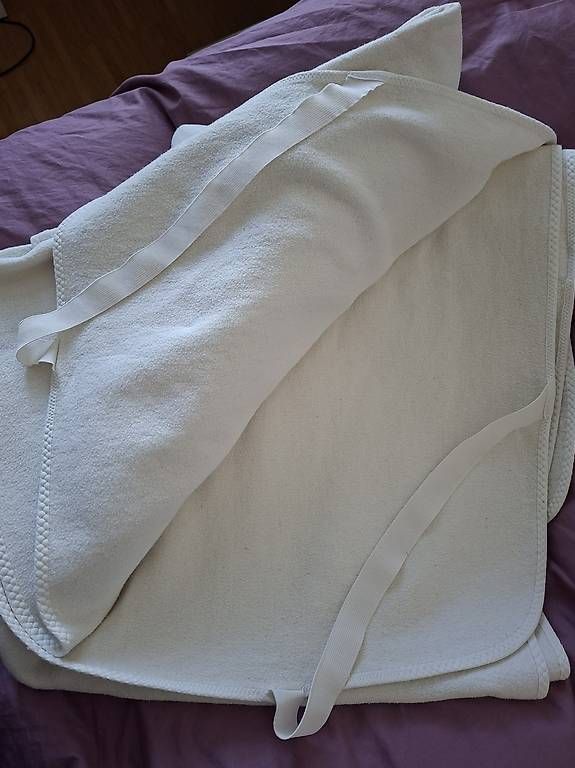 Biancheria da letto: Molton 140/200 – Usato da Zürich venduto da Swisswell49