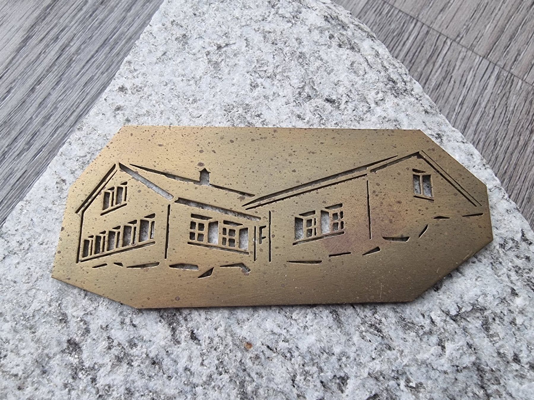 Alle Dekorationen: Dekoration Haus Gravur auf Stein – Gebraucht aus Eglisau von nicij79 2