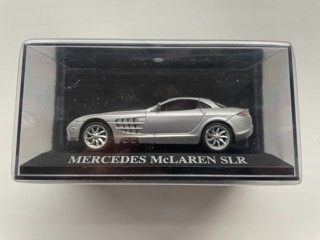Mercedes-Benz Modellini d'auto: Mercedes SLR – Nuovo e nell'imballaggio originale da Ursy venduto da DK8