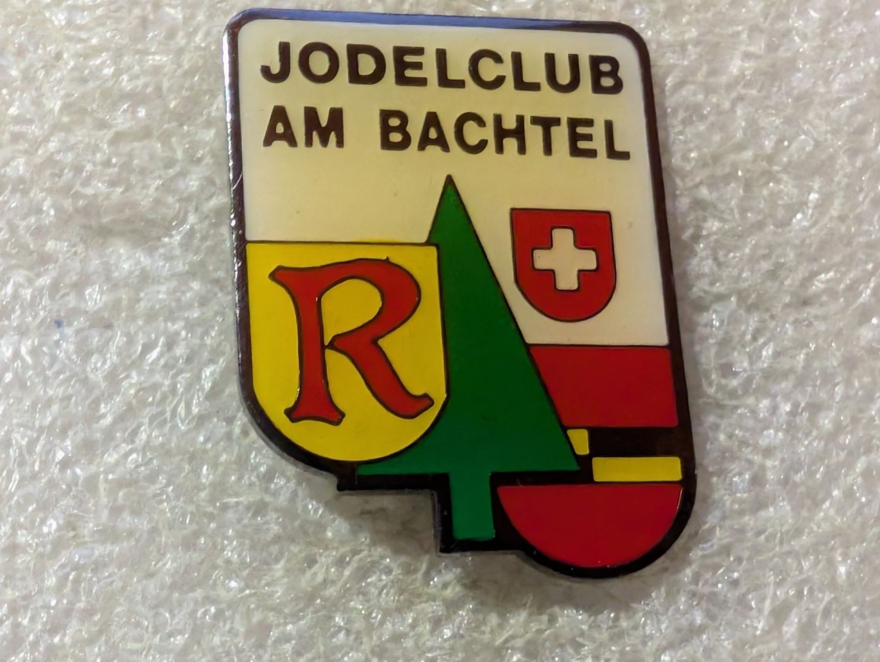 Placchette & Badge: Ansteckpin 81: Jodlerklub am Bachtel – Usato da Oppligen venduto da Pin-Fall-Shop