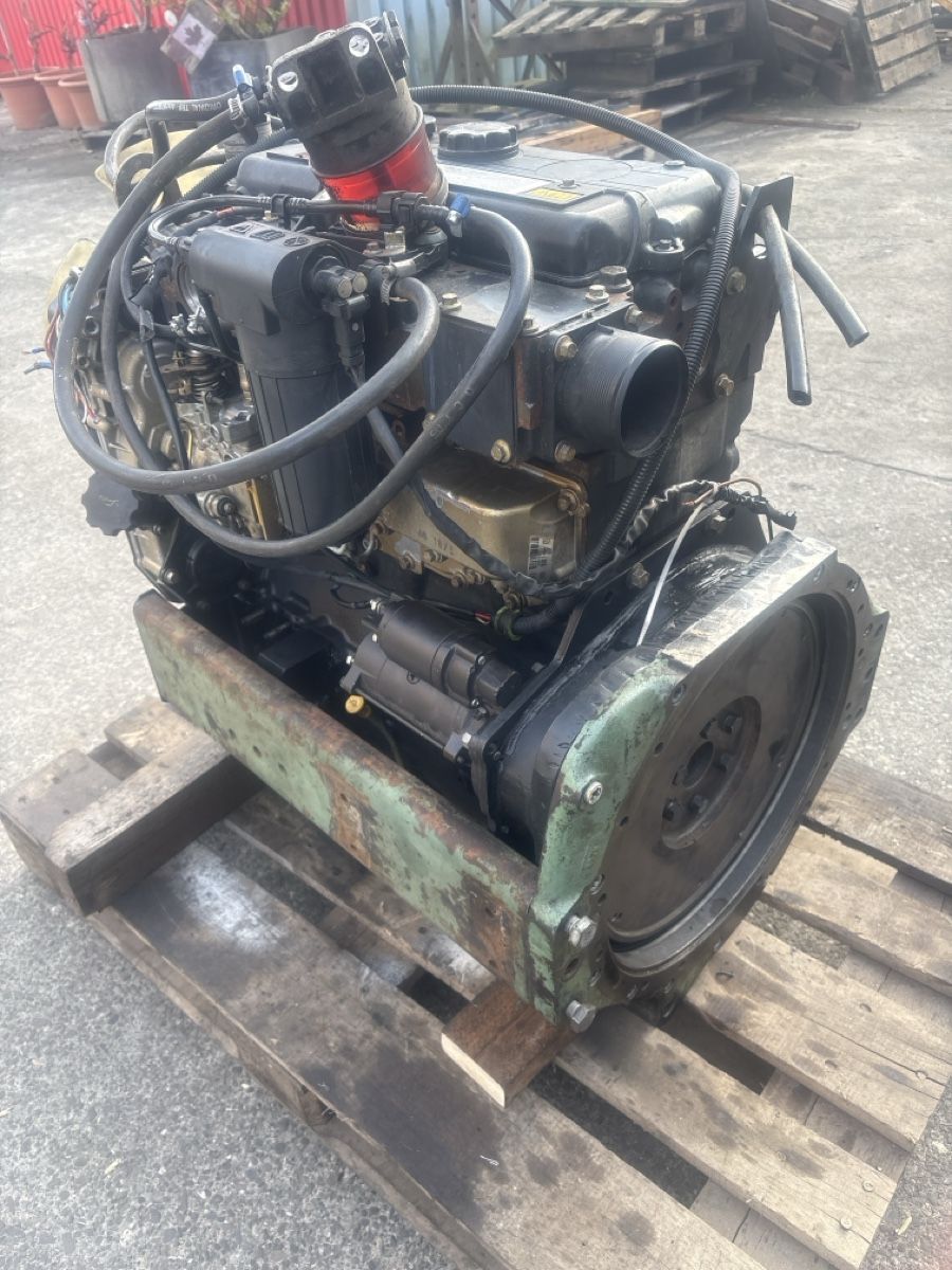Bührer Traktoren: Bührer Perkins Motor – Gebraucht aus Hendschiken von unita2000
