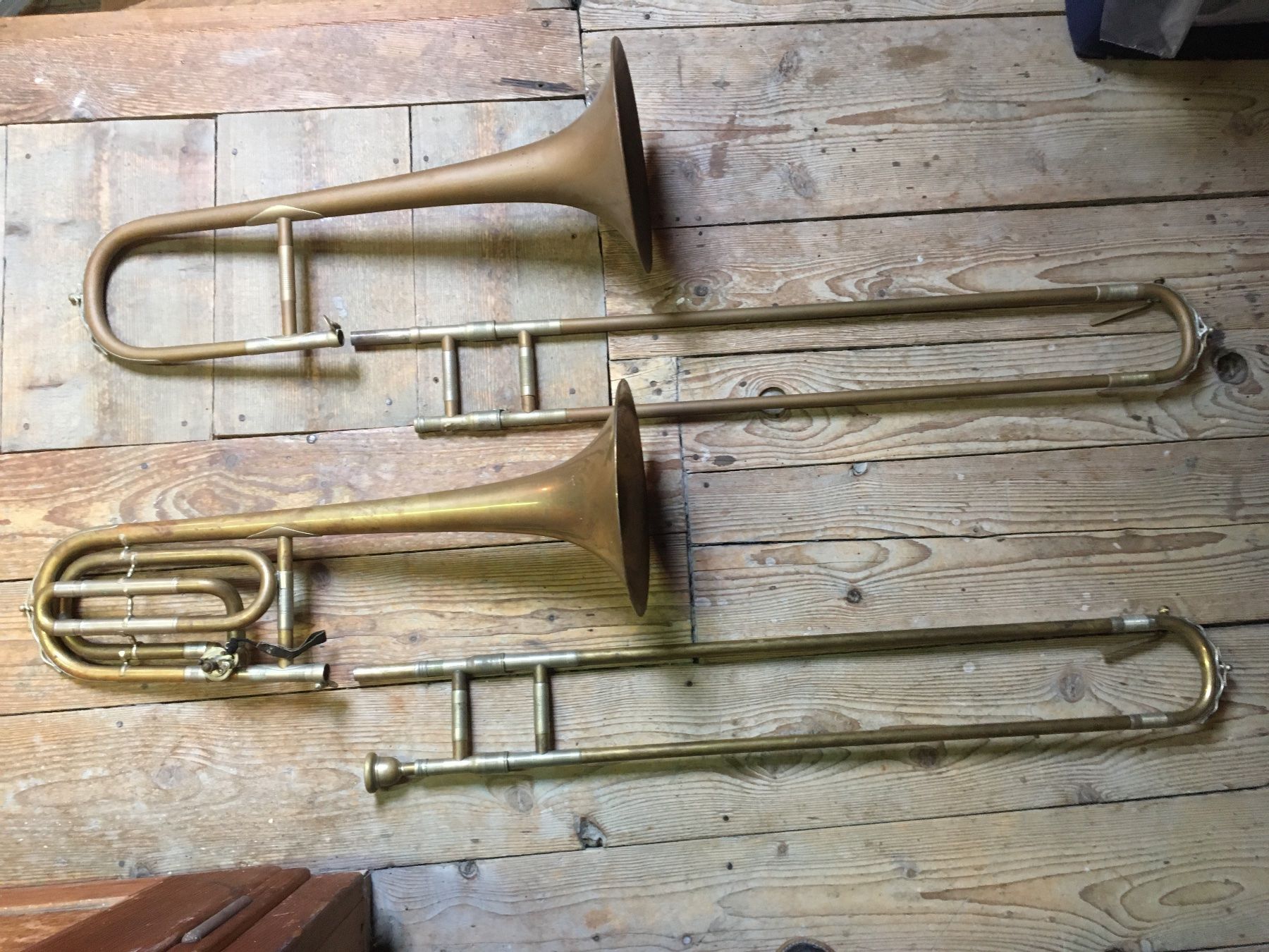 Musikinstrumente: Posaunen – Gebraucht aus Aarau von Drehherz