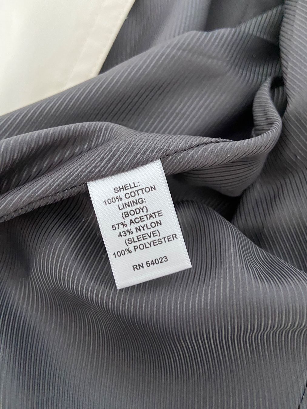 Banana Republic Cappotti: Trench Banana Republic mis.L – Usato da Davesco-Soragno venduto da dvf_7h6d 4