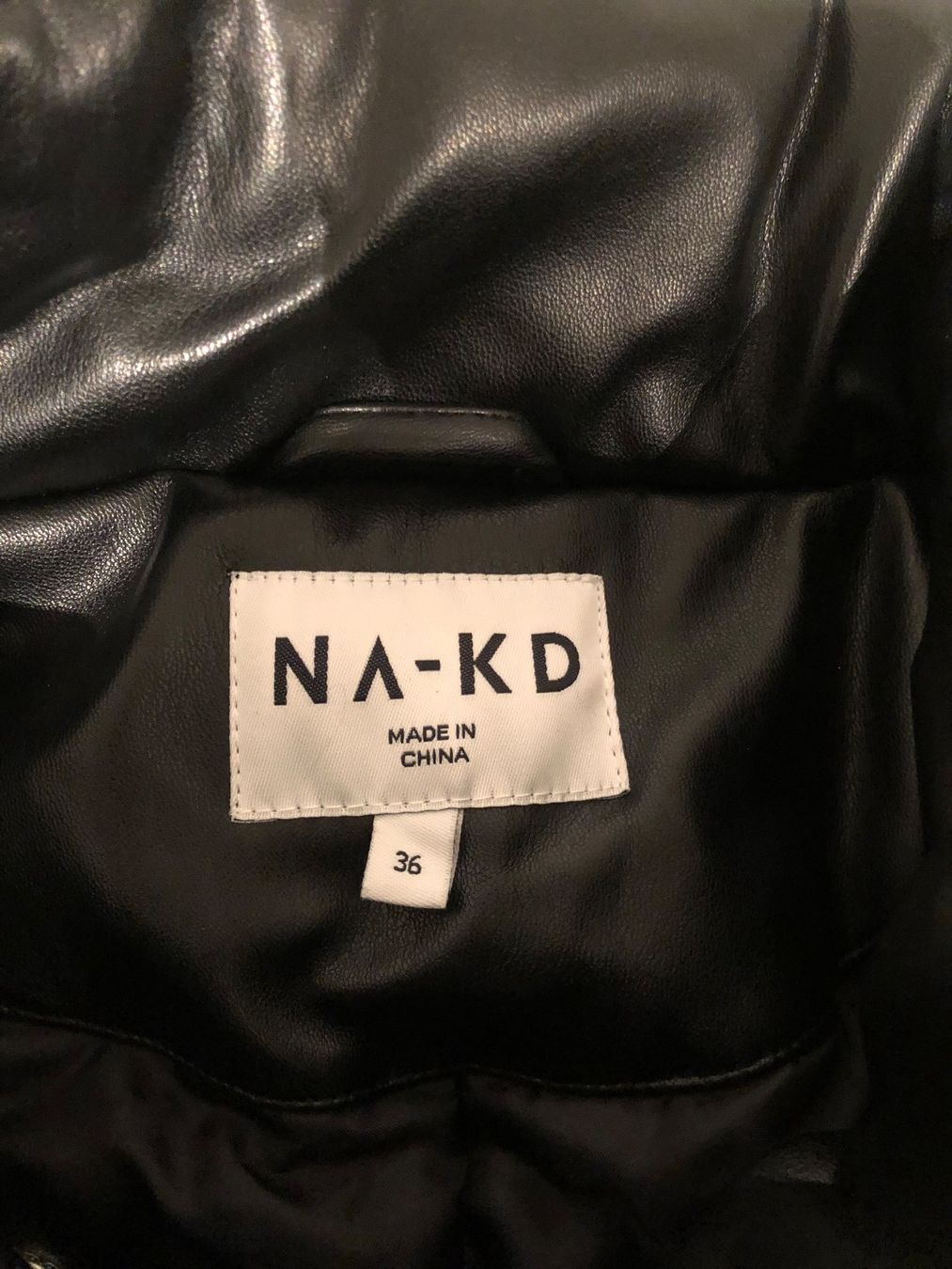 Na-kd Giacche: KUNSTLEDERJACKE NA-KD 36 – Usato da Wattwil venduto da jopara 2