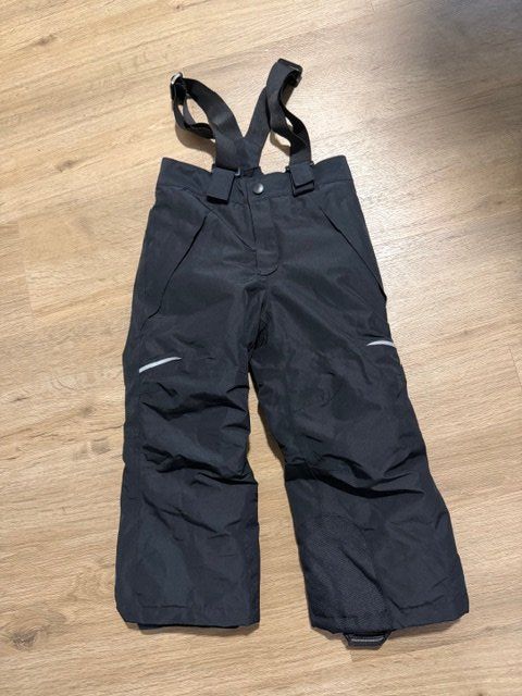 Pantalons: Skihose, Kinder Grösse 98 – D'occasion à Reinach BL par odo69