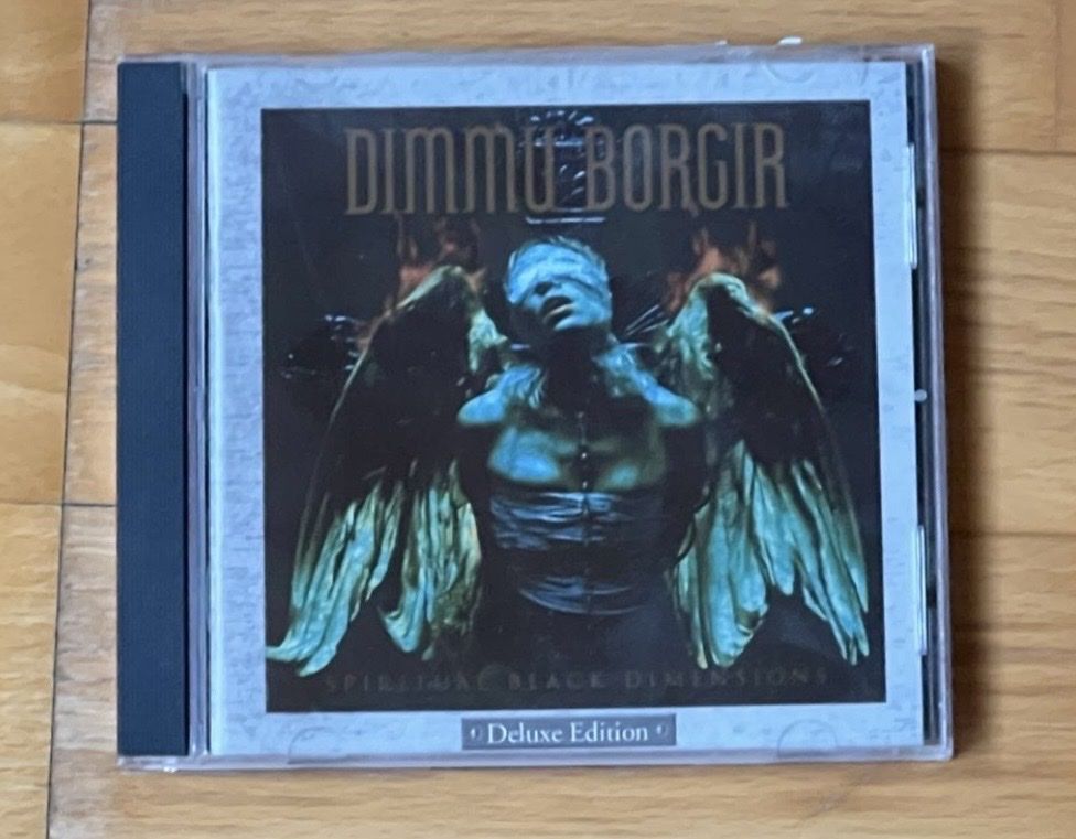 CDs: DIMMU BORGIR – D'occasion à Aadorf par Schwarzschlumpf1972