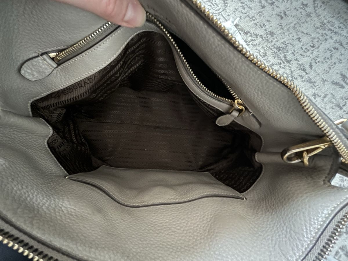 Prada Borse da donna: Original Prada Handtasche Leder Taupe – Usato da Chur venduto da Mity88 7
