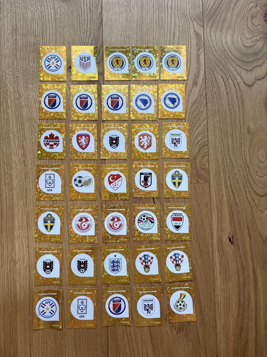 Panini Sammelbilder & Trading cards: Panini 2026 35 Wappen – Gebraucht aus Luzern von Juri-Luzern