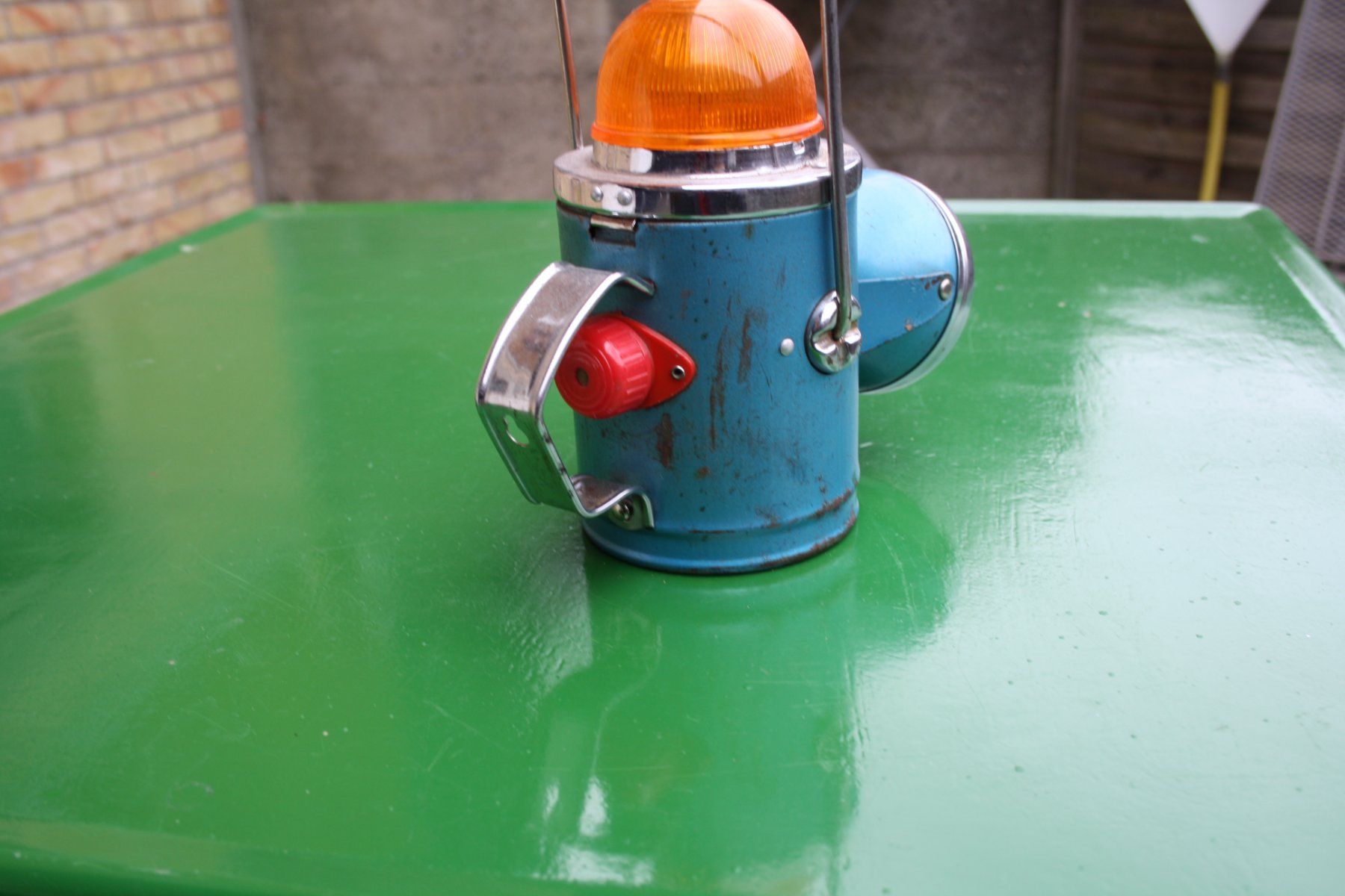 Lampade: ANTIKE  LAMPE  TASCHENLAMPE – Usato da Wauwil venduto da Pneuedy 3