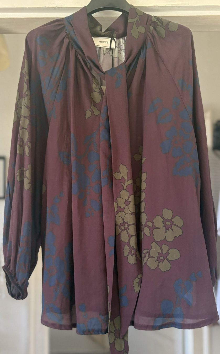 Chemisiers: CHEMISE! M – Neuf avec emballage d'origine à Locarno par NicoNion