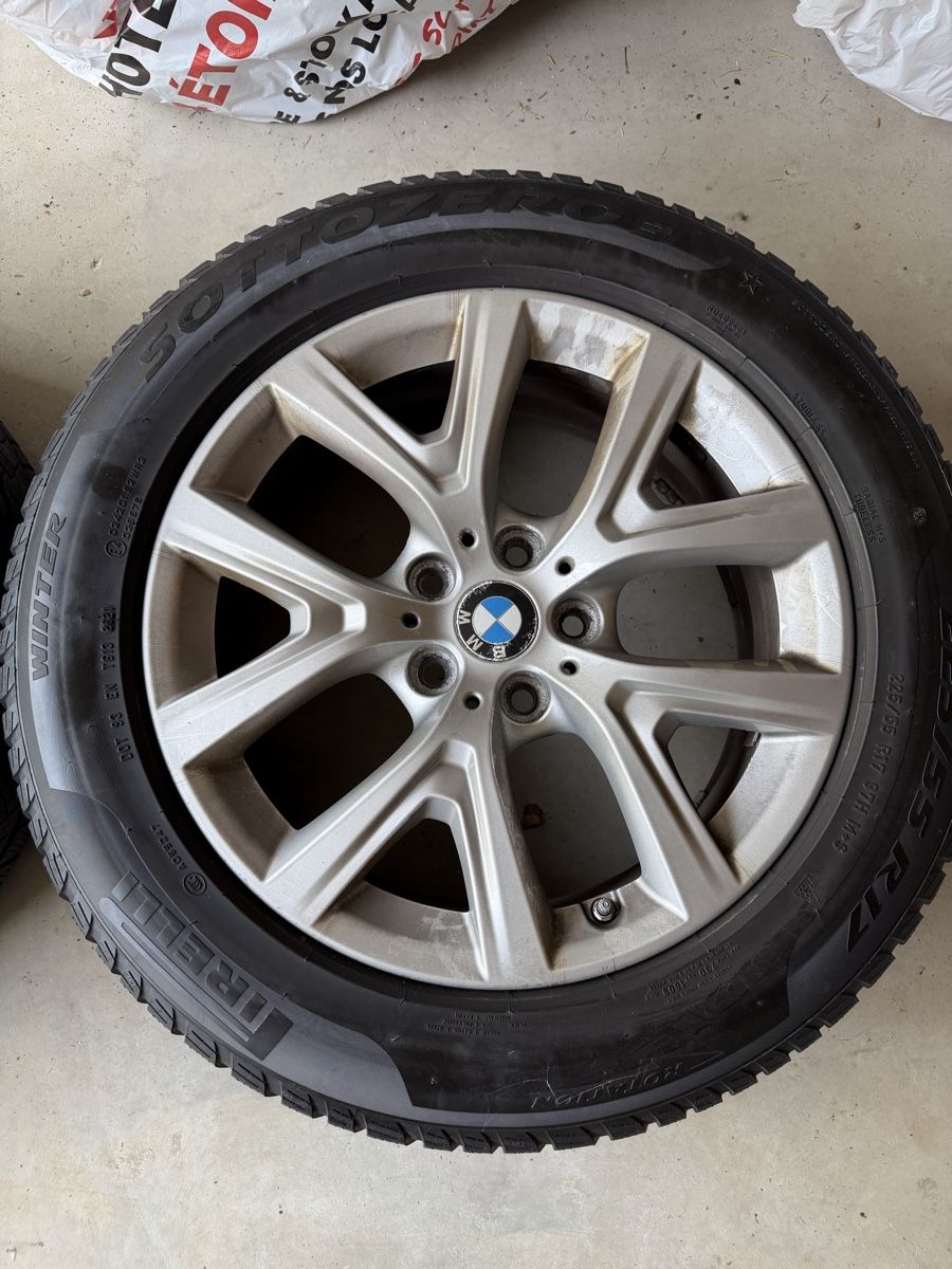 Pirelli Pneumatici & Ruote complete: 225/55 R17  – Nuovo (secondo la descrizione) da Arzier le Muids venduto da GROP94 1