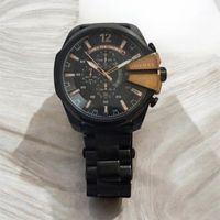 Herrenuhr Diesel chronograph schwarz goldfarben