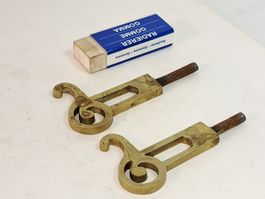 2 schöne antike Vorreiber, Messing (LOT948#FBS2)