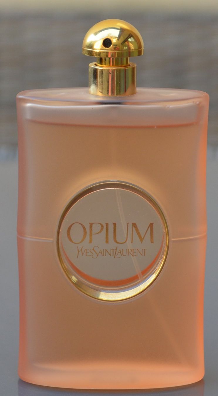 Saint Laurent Profumi & Eau de Toilette: Yves Saint Laurent Opium EdT 125ml – Nuovo (secondo la descrizione) da Collonges venduto da arashee
