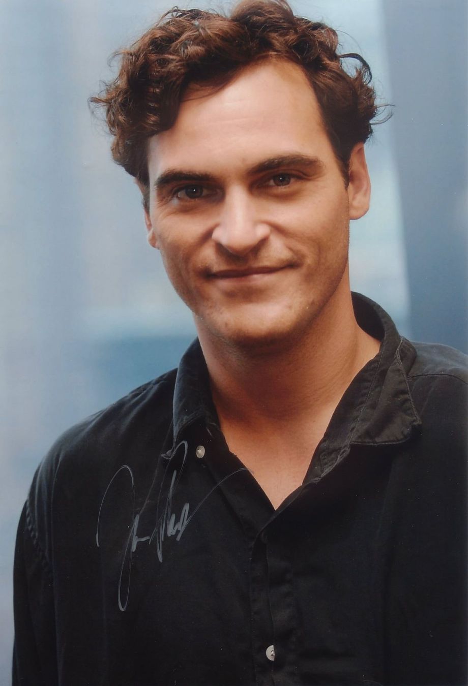 Autogramme: Original Autogramm von JOAQUIN PHOENIX auf Großfoto – Neu (gemäss Beschreibung) aus Gremersdorf von autogrammraritaeten