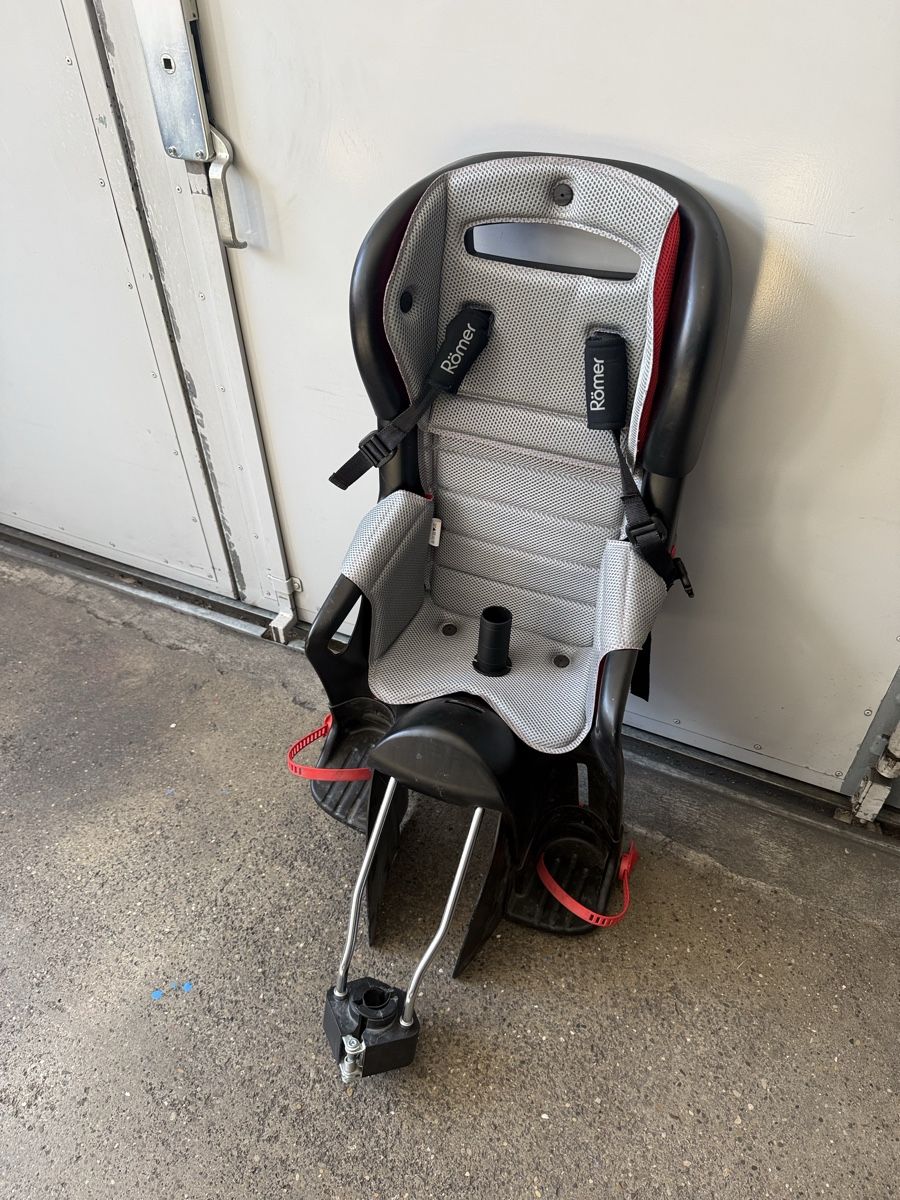 Britax Römer Auto-Kindersitze: Velo-Kindersitz Römer Jockey Comfort – Gebraucht aus Pfungen von 3LGK158