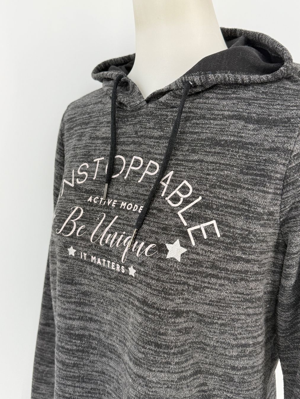 Pullover & Sweatshirts: Kapuzenpullover Gr. M/L von Losan – Gebraucht aus Auenstein von moin. 2