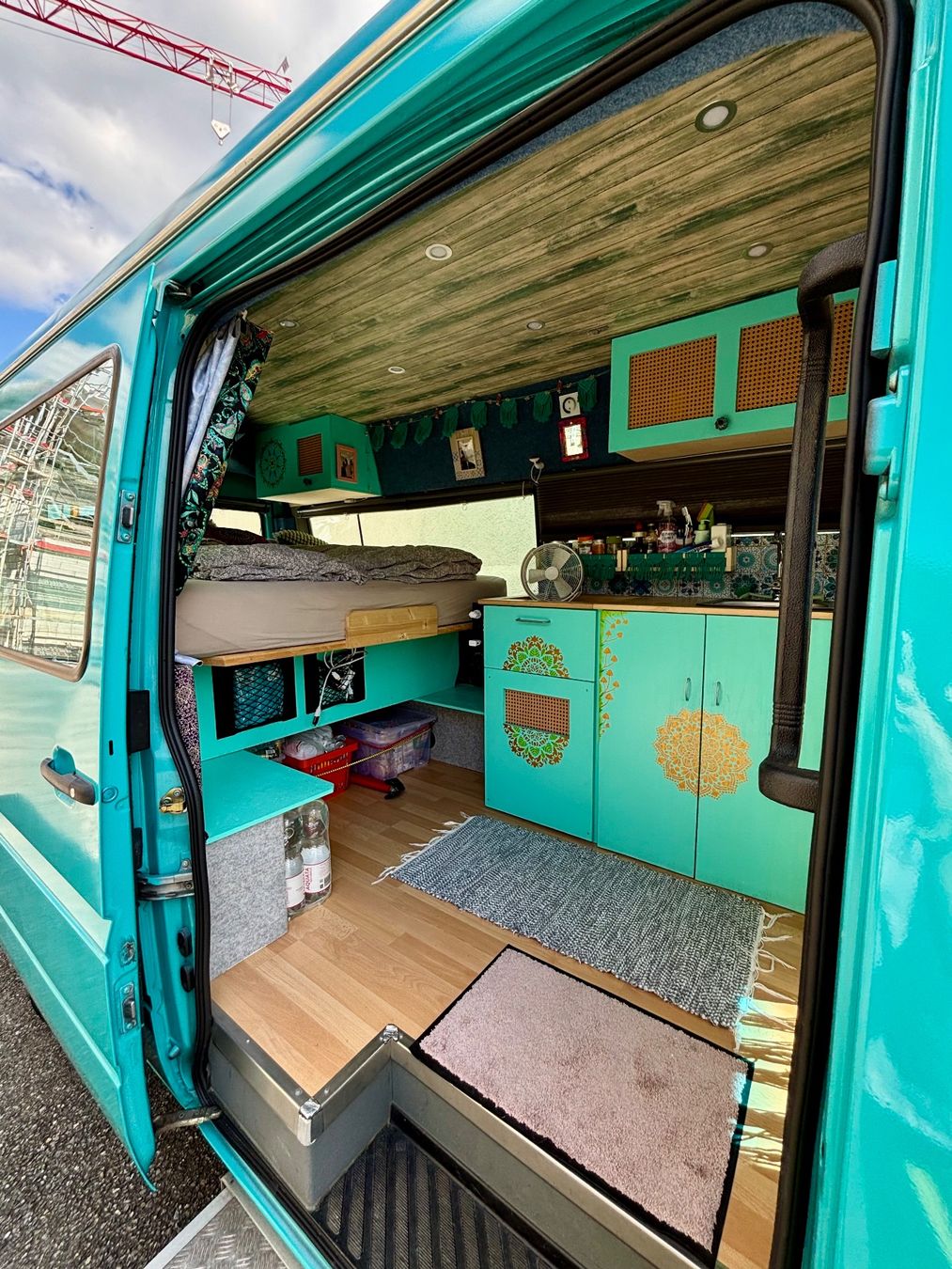 Mercedes-Benz Véhicules de camping: Mercedes Sprinter Camper Van Wohnmobil – D'occasion à Niederlenz par lis_ly9v 1