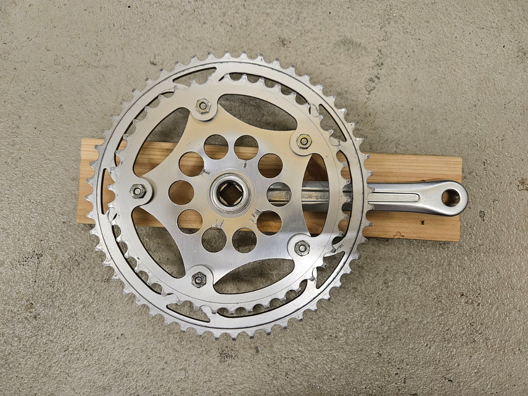Pezzi di ricambio: Veloteile Kurbelgarnitur 170mm – Usato da Zürich venduto da dom_7d9b 1